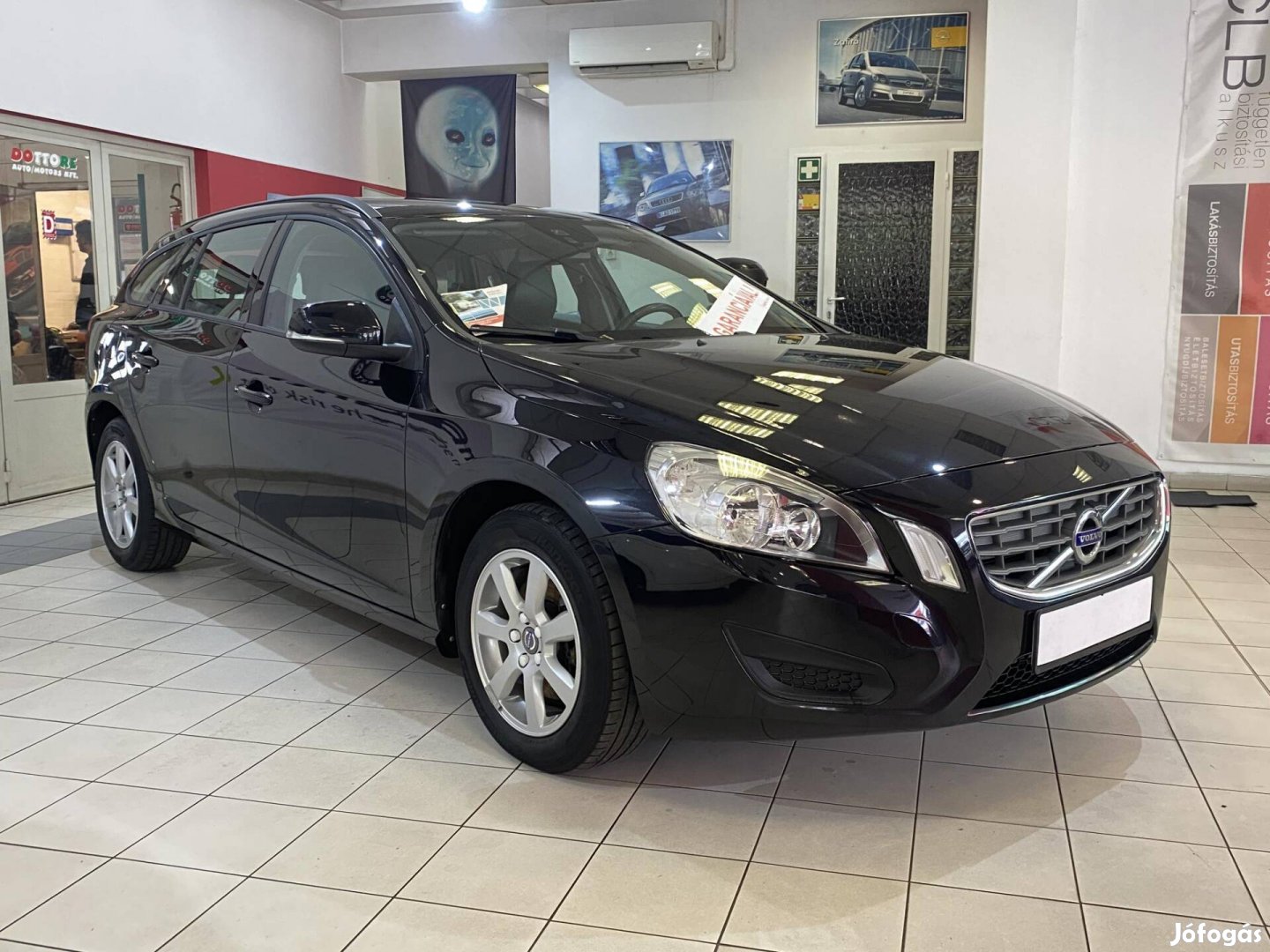 Volvo V60 1.6 D D2 Kinetic 1év Garancia-Bőr-V